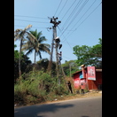 Viel sicherer ist das Arbeiten an den Stromleitungen auch nicht